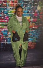 Load image into Gallery viewer, Maxi windbreaker
