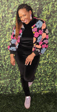 Load image into Gallery viewer, Daisy flower bomb jacket

