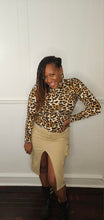 Load image into Gallery viewer, Leopard mock stretch top
