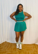 Load image into Gallery viewer, Pleated skirt  set
