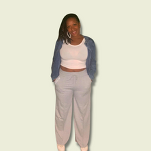 Load image into Gallery viewer, Signature Sweatpant
