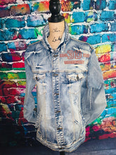 Load image into Gallery viewer, Men denim jacket
