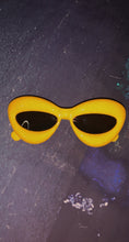 Load image into Gallery viewer, Sun Glasses
