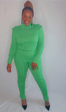 Load image into Gallery viewer, Ribbed 2 piece sweater set
