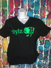 Load image into Gallery viewer, Unisex Box Logo
