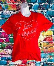 Load image into Gallery viewer, I love Stylz&amp;3d t-shirts
