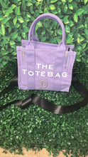 Load image into Gallery viewer, Chain &amp; Pearl Tote Bags
