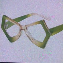 Load image into Gallery viewer, Sun Glasses
