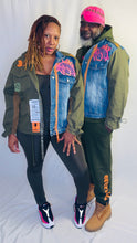 Load image into Gallery viewer, Unisex army cross over jacket
