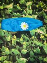 Load image into Gallery viewer, Daisy cuties headband
