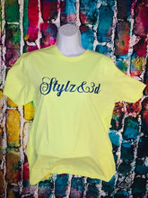 Load image into Gallery viewer, Signature T-shirts
